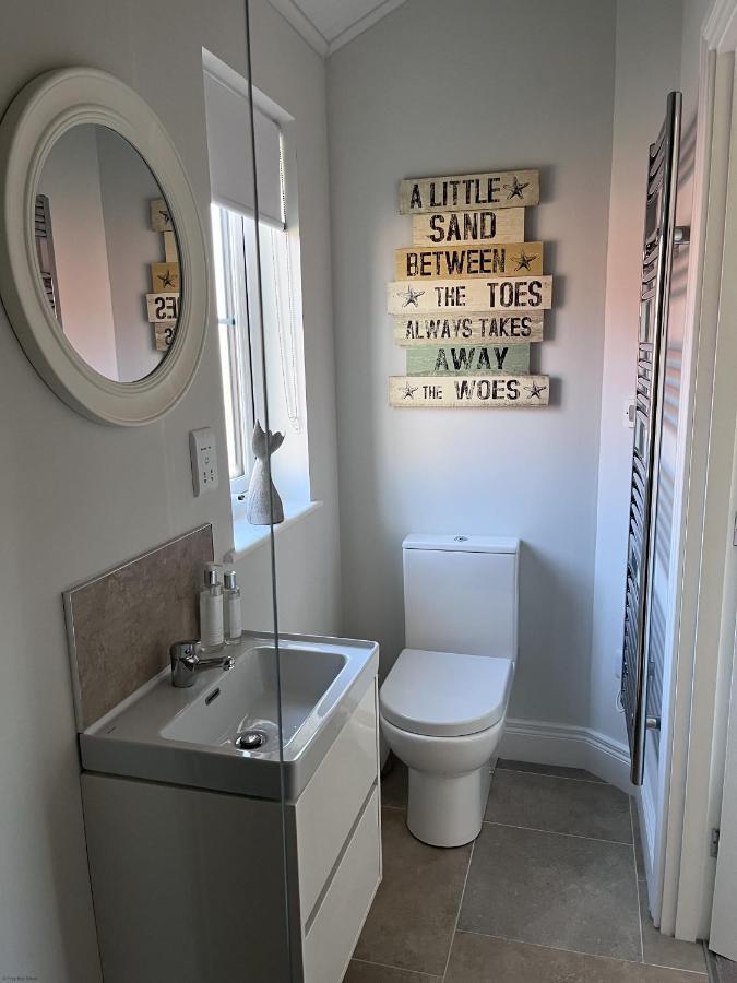 The Lake House At The Bay Filey, Sleeps 4, 1 Dog Welcome For Free Too المظهر الخارجي الصورة